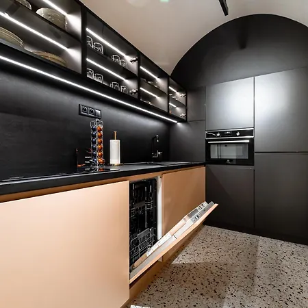 Modern In The Heart Of The * Kassa